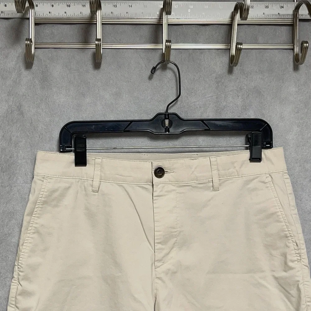 Faherty Shorts Men's 32 Beige Performance Movement Active Casual Sustainable